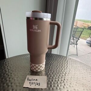 40 oz Stanley Quencher Almond Rose w/boot